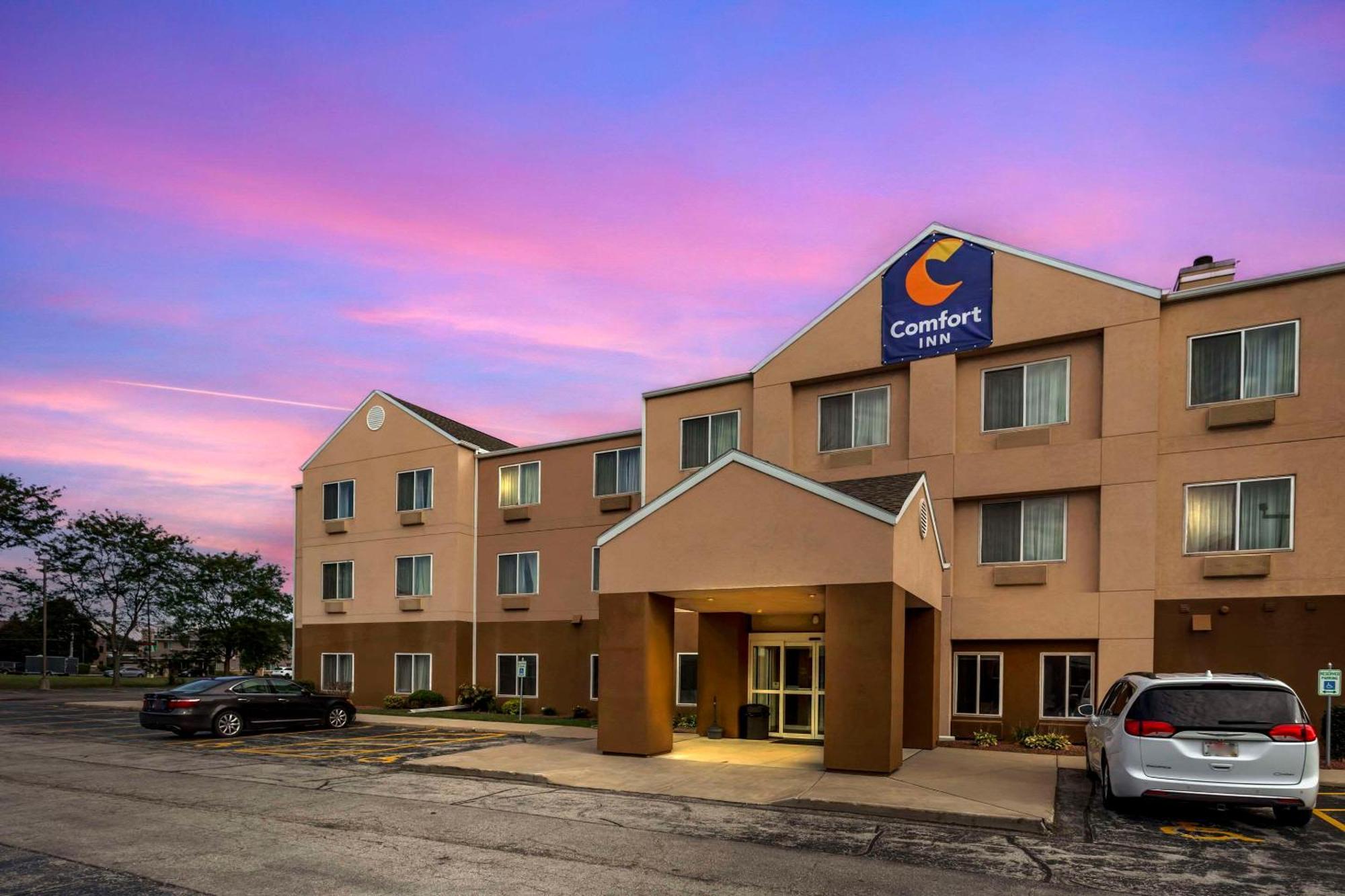Comfort & Stadium Area 3* Green Bay